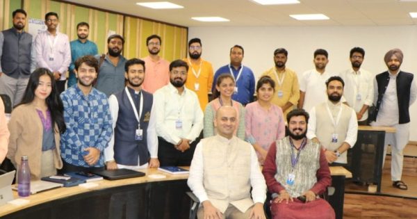 0b065084-7ca1-4a0e-8619-bac55b5dcd05